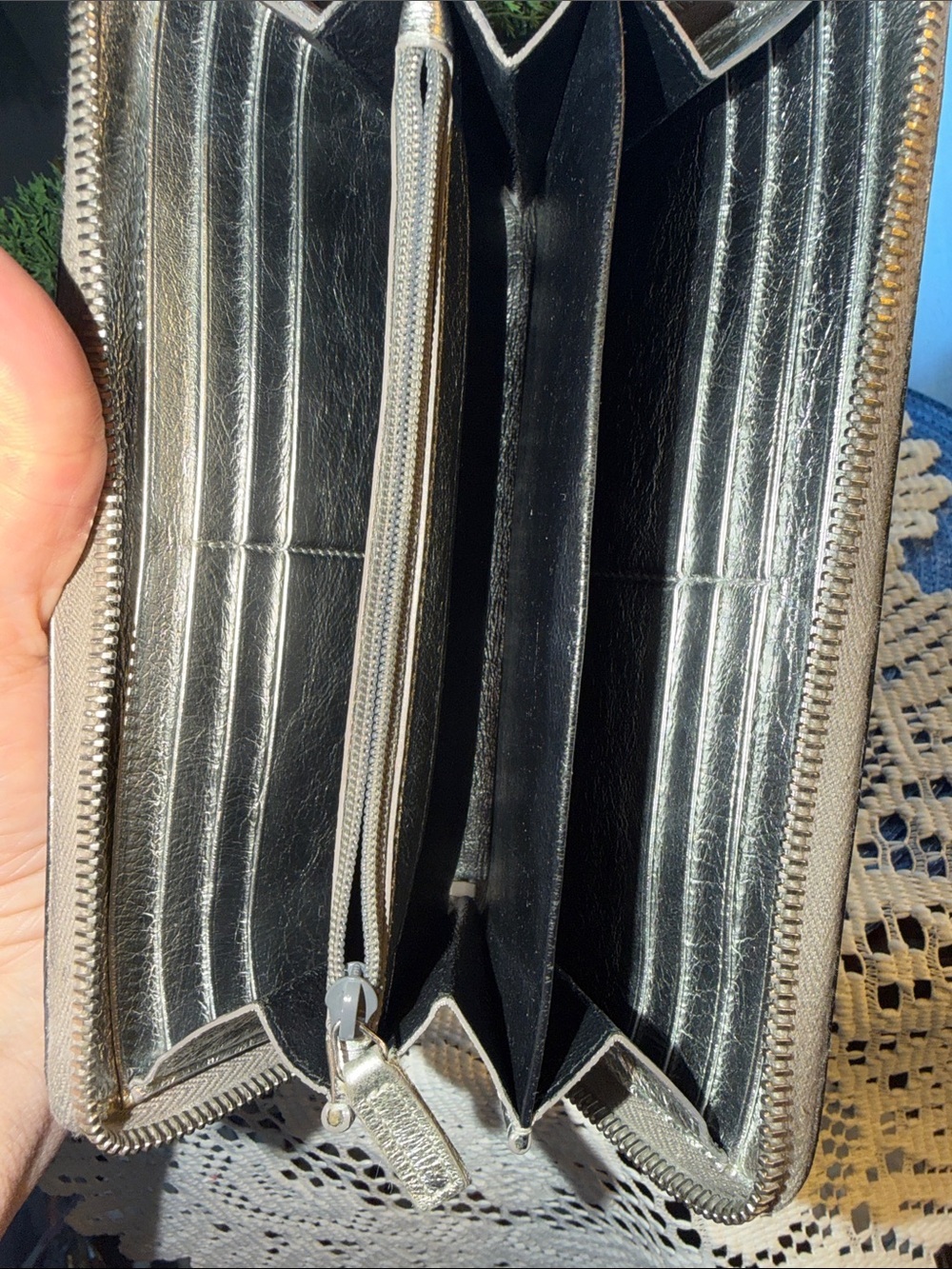 Vintage Yves Saint Laurent Zip-Around Wallet In Black Leather - Picture 9 of 16